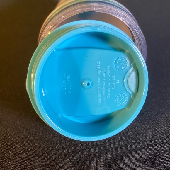 Aruba Starbucks Tumbler - Picture 8 of 8